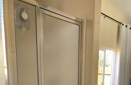 Sparks Apartment | Quiet Pet friendly Suite