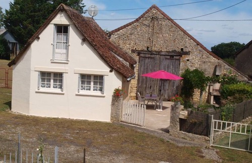 Vicq-sur-Gartempe House | Quiet, restful country house near Angles sur l'Anglin.