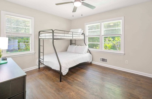Cliftondale House | Quiet Retreat, Close to Nature & Downtown ATL