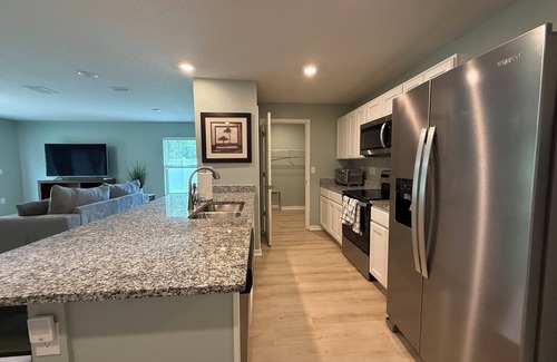 Welaka House | Quiet River Escape in Florida’s Bass Capital