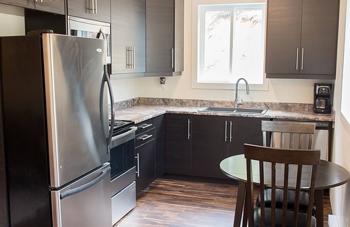 Regional District of Nanaimo House | Quiet Sanctuary