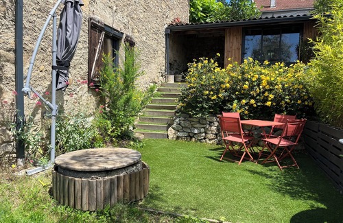 Herbeys Apartment | Quiet, self-contained studio with panoramic view of the Vercors mountains