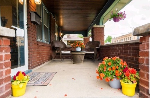 Near Eastside House | Quiet Street 10 minutes from Downtown Indy! #1