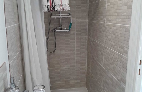 Saint-Savinien Apartment | Quiet studio 2 minutes from all amenities, access to swimming pool
