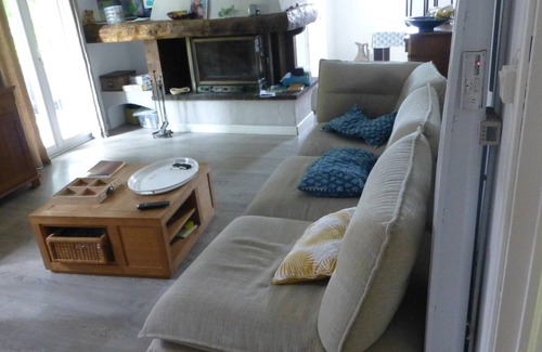 Ensues-la-Redonne Villa | Quiet villa with pool near the calanques