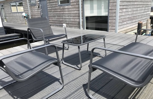 Municipality of Aalsmeer Boat Rental | Quiet Waterloft near Amsterdam and Schiphol WS17