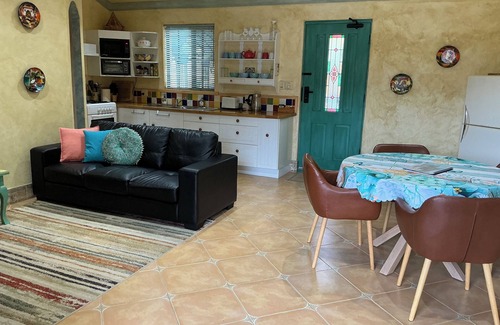 Quinns Rocks House | Quinns unique casa . a taste of the mediterrean