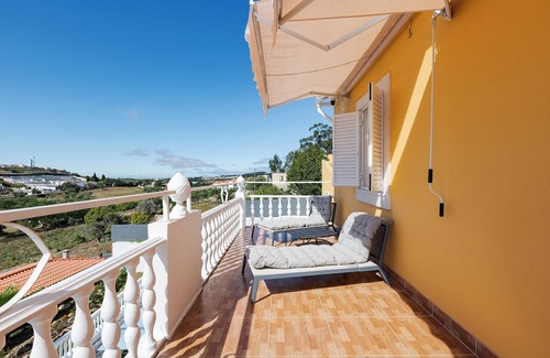 Odivelas House | Quinta da Fera - Exclusive Villa near Lisbon with Pool, Jacuzzi, BBQ, Sauna, Gym