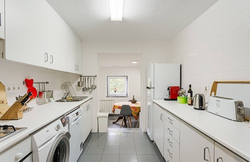 Monserrate House | Quinta Senhora da Vida - a house in the middle of the forest, overlooking the sea