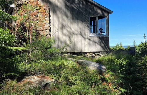 Round Pond Cabin | Quintessential Maine Cabin/Great Location/Extensive Water Views/Privacy