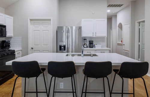 Austin House | Quite house near everything