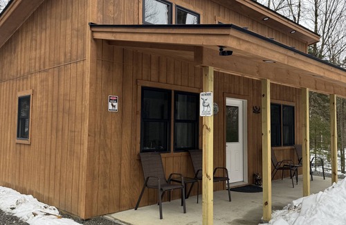 Johnson Cabin | Quite/Peaceful country setting in the woods cabin/house