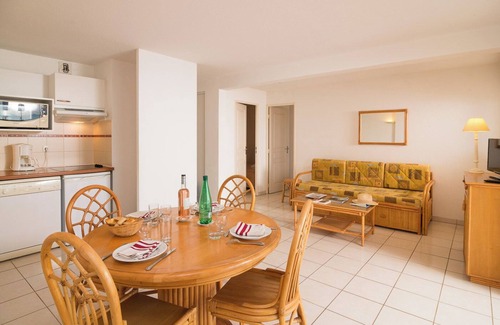 Valras-Plage Apartment | Résidence Alizea Beach 2PC8