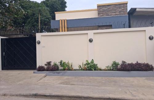 Pointe-Noire House | Résidence des Aiglons