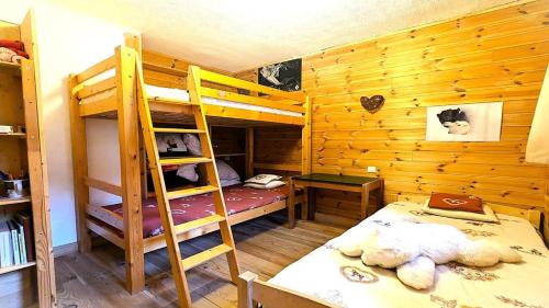 Vallouise-Pelvoux Apartment | Résidence Le Belvedere - Chaleureux appartement T3 de 42 m²plein sud 4/6 personnes MAE-5231