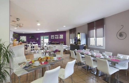 Merville Apartment | Résidence Résid'price ST4