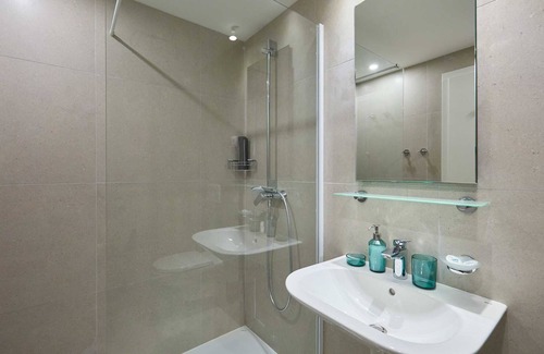 Babin Kuk Apartment | R1 Comfort double or twin room DOMINIUM CITY SUITES