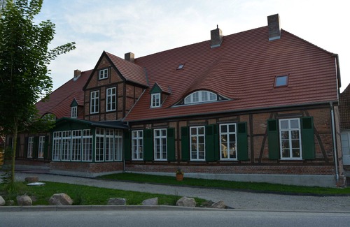 Hof Redentin Apartment | Rabbit pit - Redentin manor house
