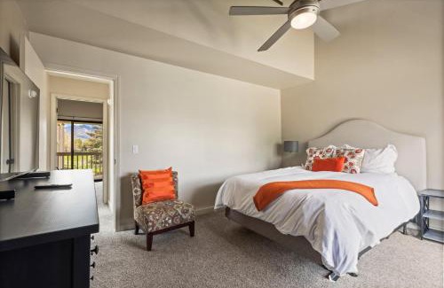 Park Meadows House | Racquet Club 18