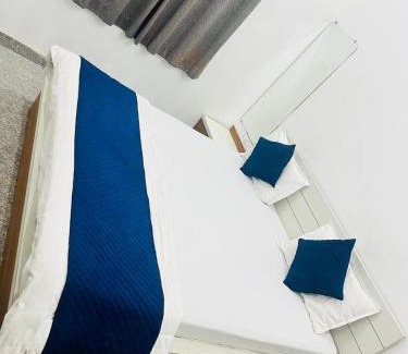 Sikar Hotel | RADHIKA INn