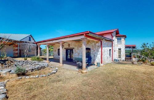 Fredericksburg House | Radiant Ranch