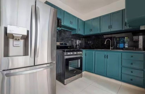 Miramar Villa | Radiant Roomy 5 Br Home with pool and parking