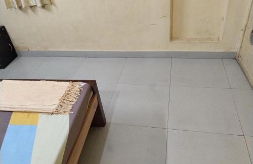 Faizabad House | Raghunath Bhawan Yatri Niwas Home Stay AC Or Non AC Rooms