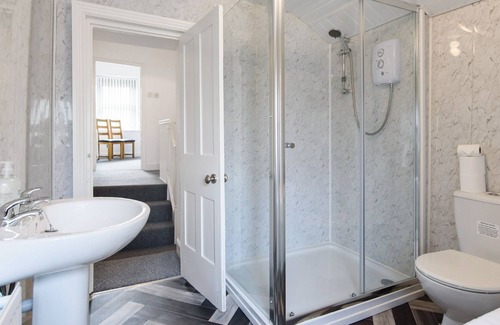 Newport Cottage | Railway Cottage