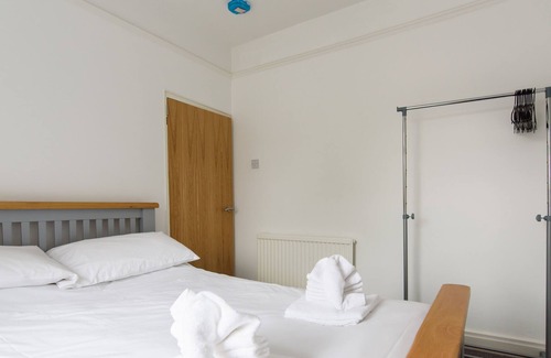 Newport Cottage | Railway Cottage