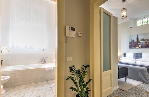 Bergamo Bed & Breakfast | Ramé Suites