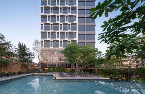 Phra Khanong Hotel | Ramada By Wyndham Bangkok Sukhumvit 87