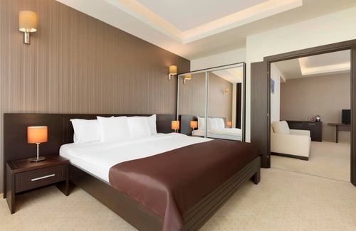 Constanta Hotel | Ramada by Wyndham Constanta