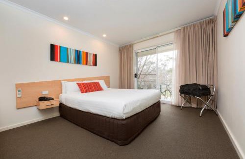 Belconnen Hotel | Ramada Encore by Wyndham Belconnen Canberra
