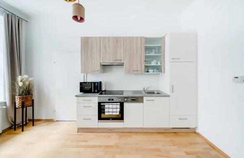 Matzleinsdorf Apartment | Ramperstorffergasse · Margaréte Family Stay