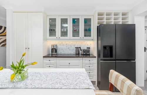 West Beach House | Rancho Relaxo - Five Bedroom House, Sleeps 10