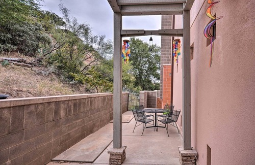 Ransom Canyon Villa | Ransom Canyon Villa w/Pool - Steps to Lake!
