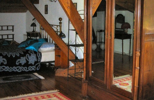 Sos Other | Rare forest house (1290ft², bedroom 485ft²), untouched nature with swimming lake