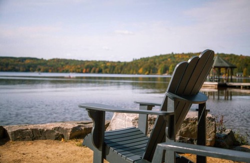 Dwight Apartment | Rare Muskoka Chalet Suite - B5