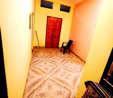 Varanasi House | Raunak Villa