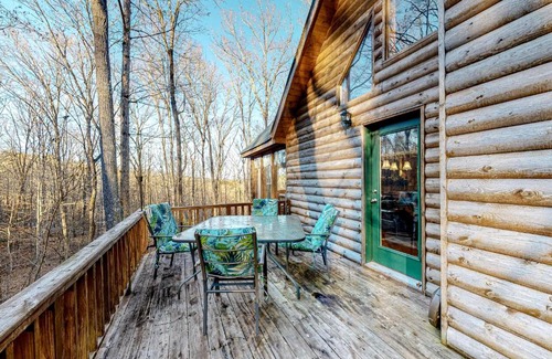 Morganton House | Raymond's Hideout