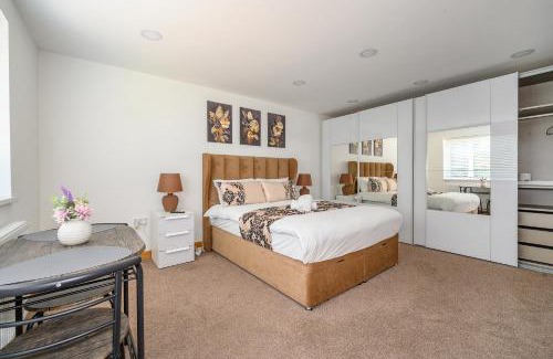 Batley House | -RC7B- For your relaxed and Cosy stay with Free WiFi