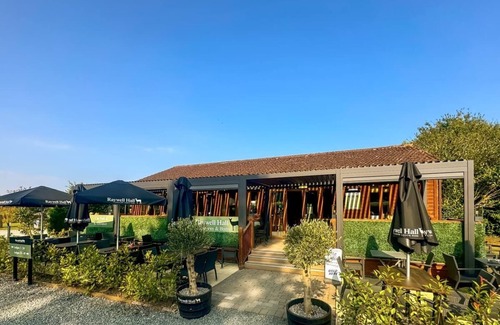 Raywell Ski Chalet | Recently upgraded to include Tilt and turn Gazebo over hot tub.