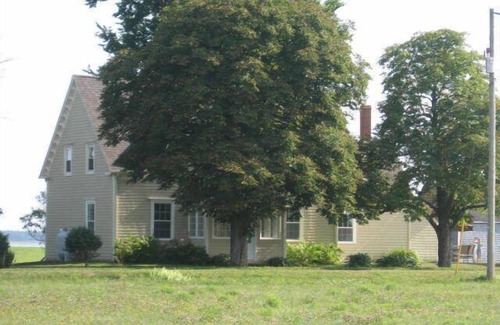 Fairview House | Red Cliffs at Cumberland - Beach rental- Ocean view