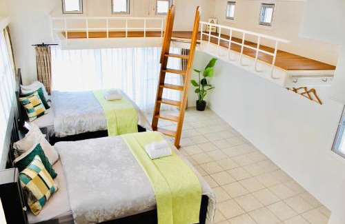 Makiminato Apartment | Red Dragon Okinawa-モダンデザインが映える贅沢な一棟貸切ステイ