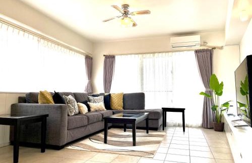 Makiminato Apartment | Red Dragon Okinawa-モダンデザインが映える贅沢な一棟貸切ステイ