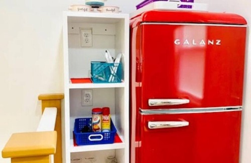 Highmount Apartment | Red Peacock Catskill Cabin sleeps four 6