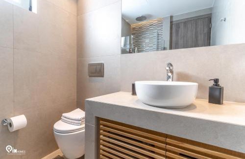 Rafina House | Red Port Seaview House