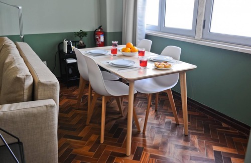 Santo Antonio Apartment | Red Red Wine in Lisbon by Misha s Place 3B