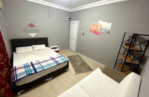 Antalya City Centre House | Red White House