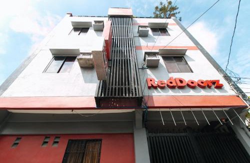 Pinagsama Hotel | RedDoorz A&F C5 Pinagsama Taguig